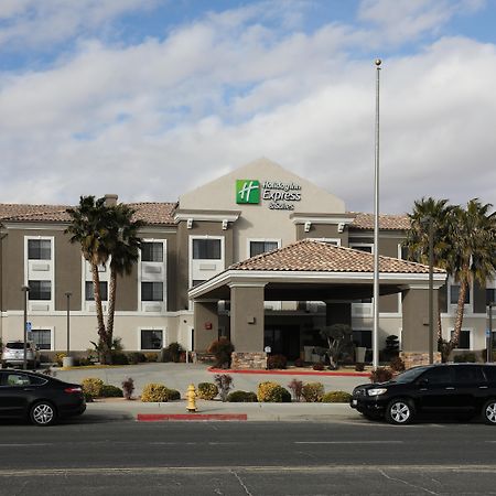 Holiday Inn Express Hotel&Suites Hesperia, an IHG Hotel Exterior foto