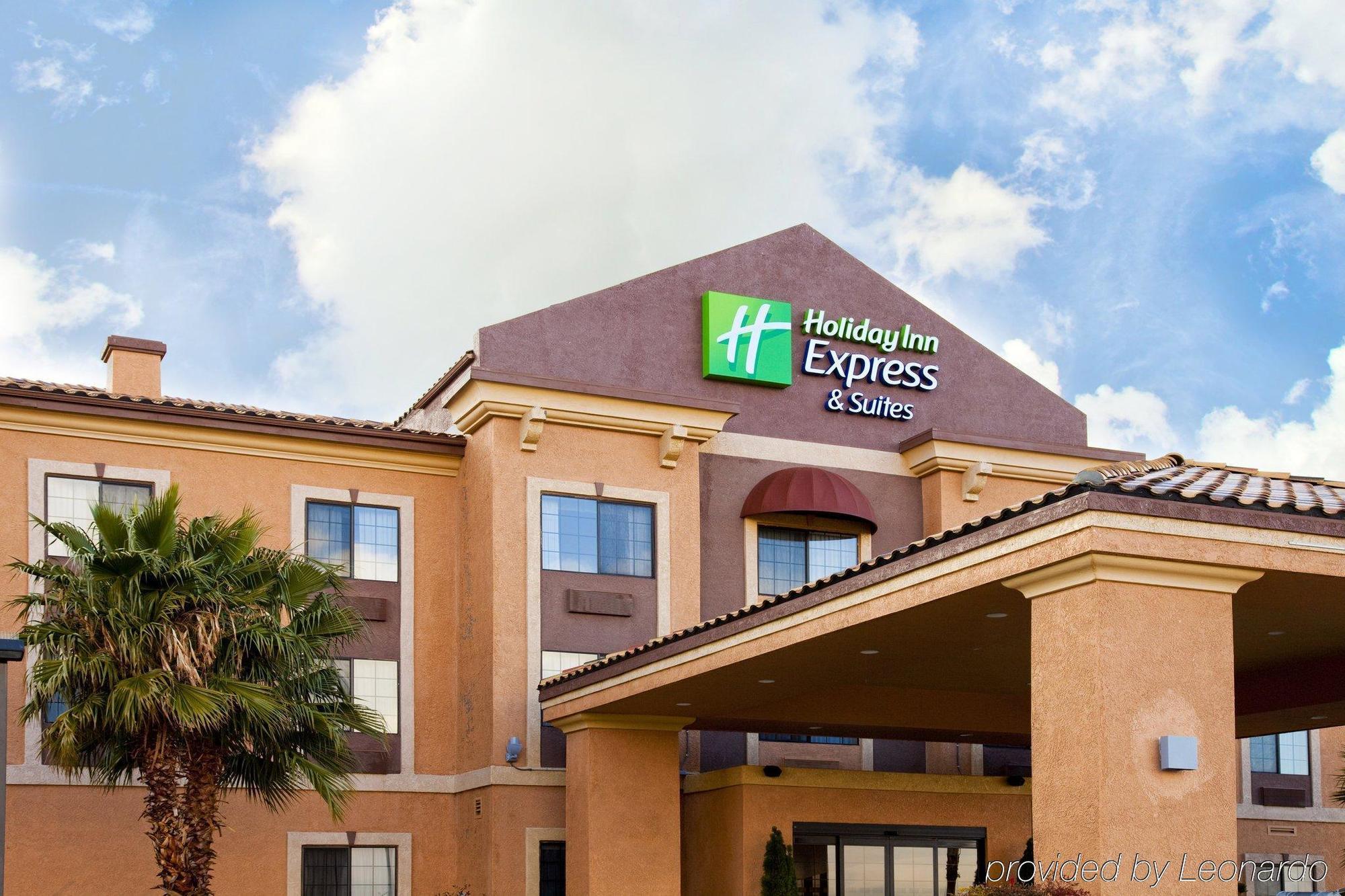 Holiday Inn Express Hotel&Suites Hesperia, an IHG Hotel Exterior foto