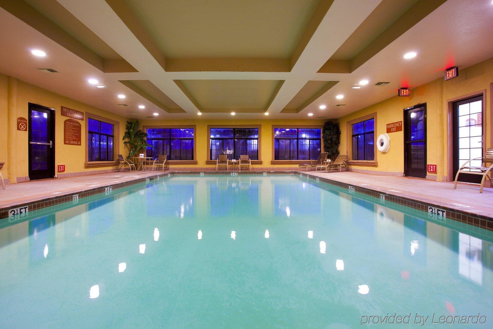 Holiday Inn Express Hotel&Suites Hesperia, an IHG Hotel Exterior foto