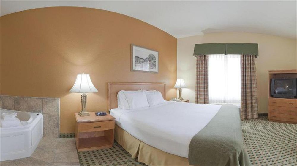 Holiday Inn Express Hotel&Suites Hesperia, an IHG Hotel Exterior foto