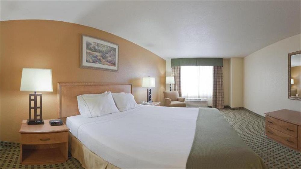 Holiday Inn Express Hotel&Suites Hesperia, an IHG Hotel Exterior foto